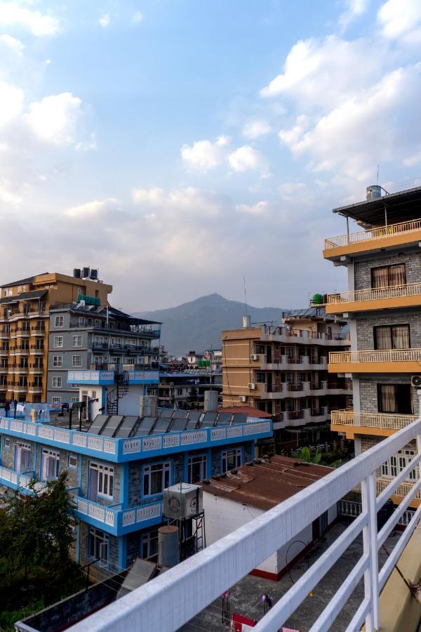 Hotel Homeland And Restaurant Pokhara Exterior foto